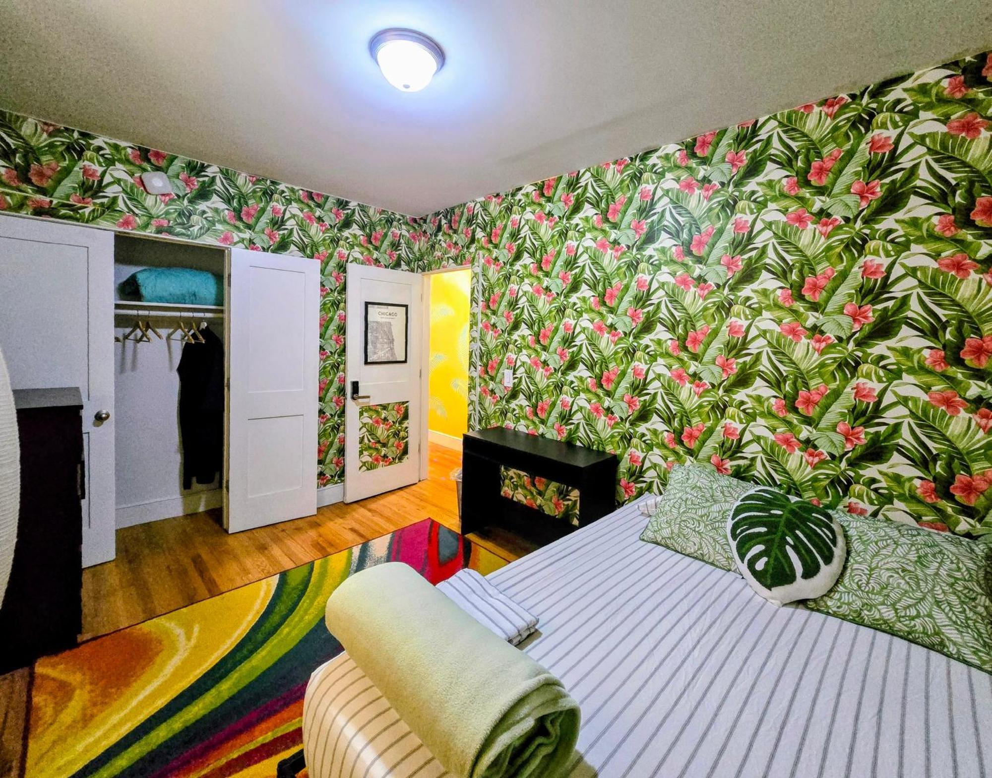 Tropical Comfort Room In Harlem Cozy Stay With Snacks & Style นิวยอร์ก ภายนอก รูปภาพ